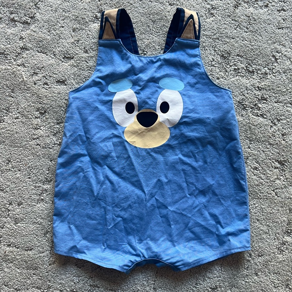 Bluey Halloween outfit, size 2T